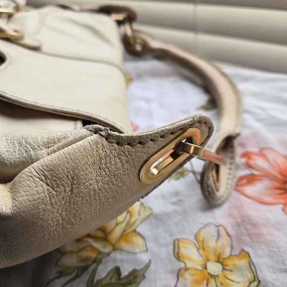 Jimmy Choo Elegant Cream Leather Handbag - Picture 7 of 13